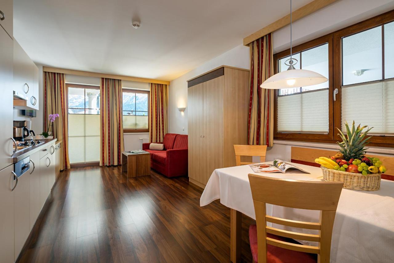 Apart-Hotel Aurora Fiss Exterior foto